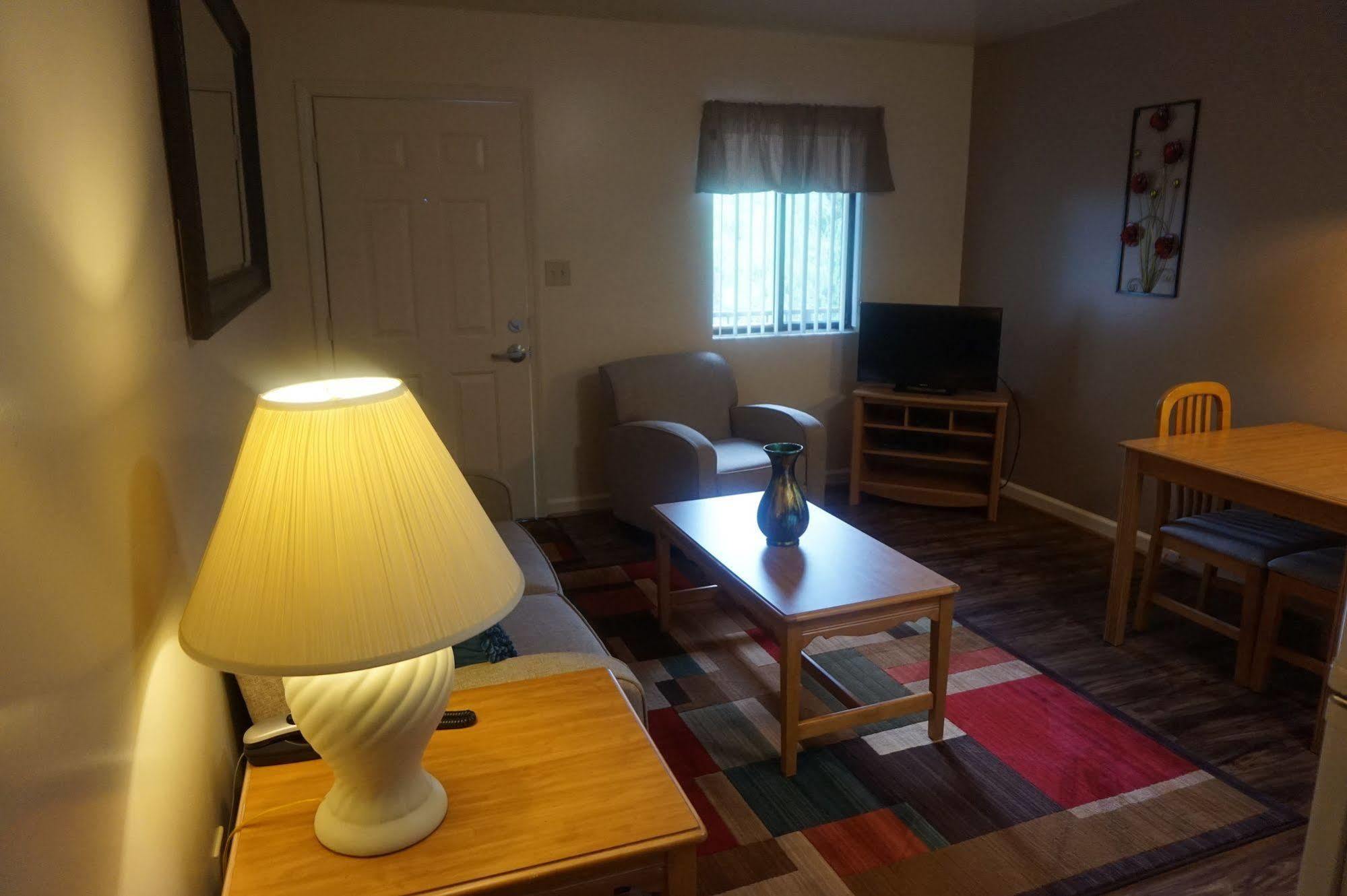 Affordable Suites كانابوليس المظهر الخارجي الصورة